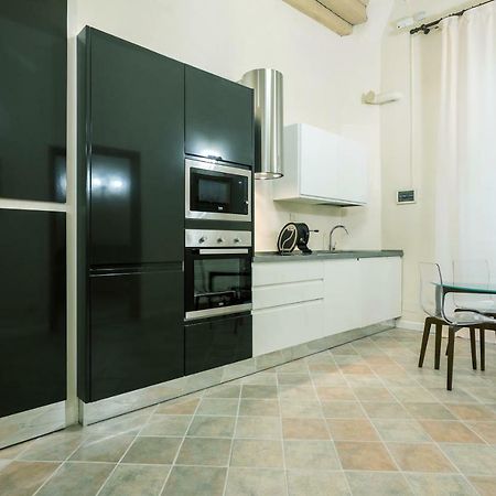 Duomo 2 Bedroom Apartment フィレンツェ エクステリア 写真