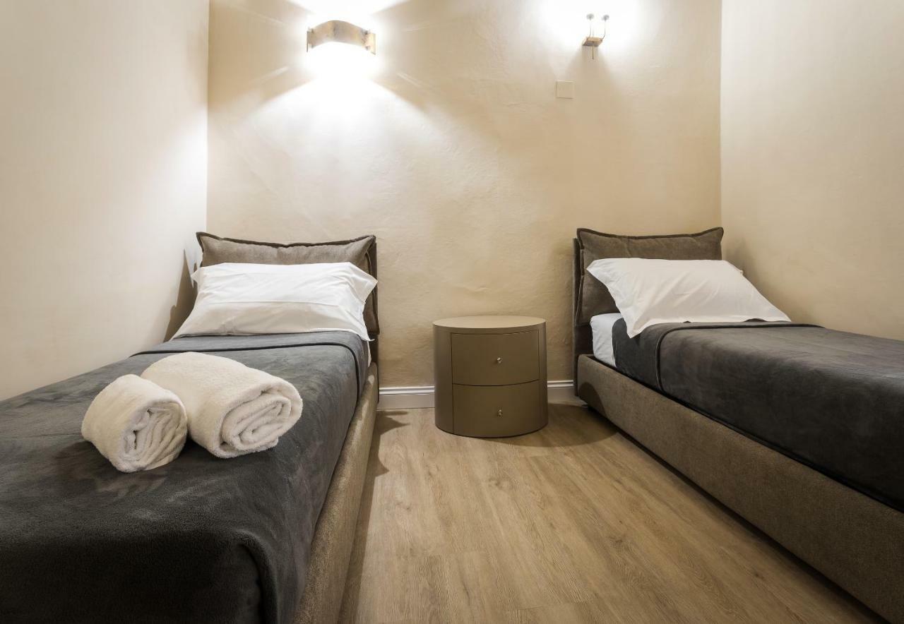 Duomo 2 Bedroom Apartment フィレンツェ エクステリア 写真