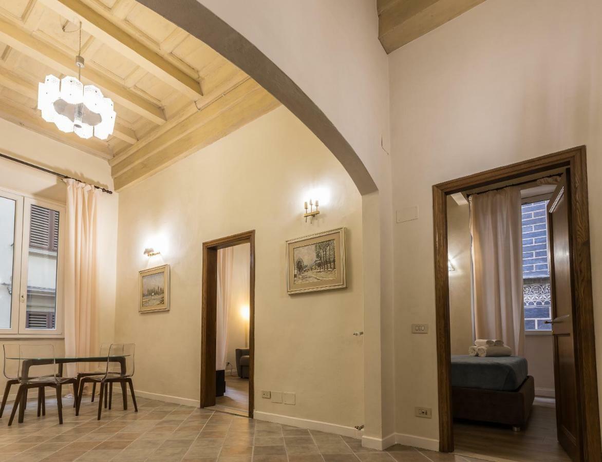 Duomo 2 Bedroom Apartment フィレンツェ エクステリア 写真